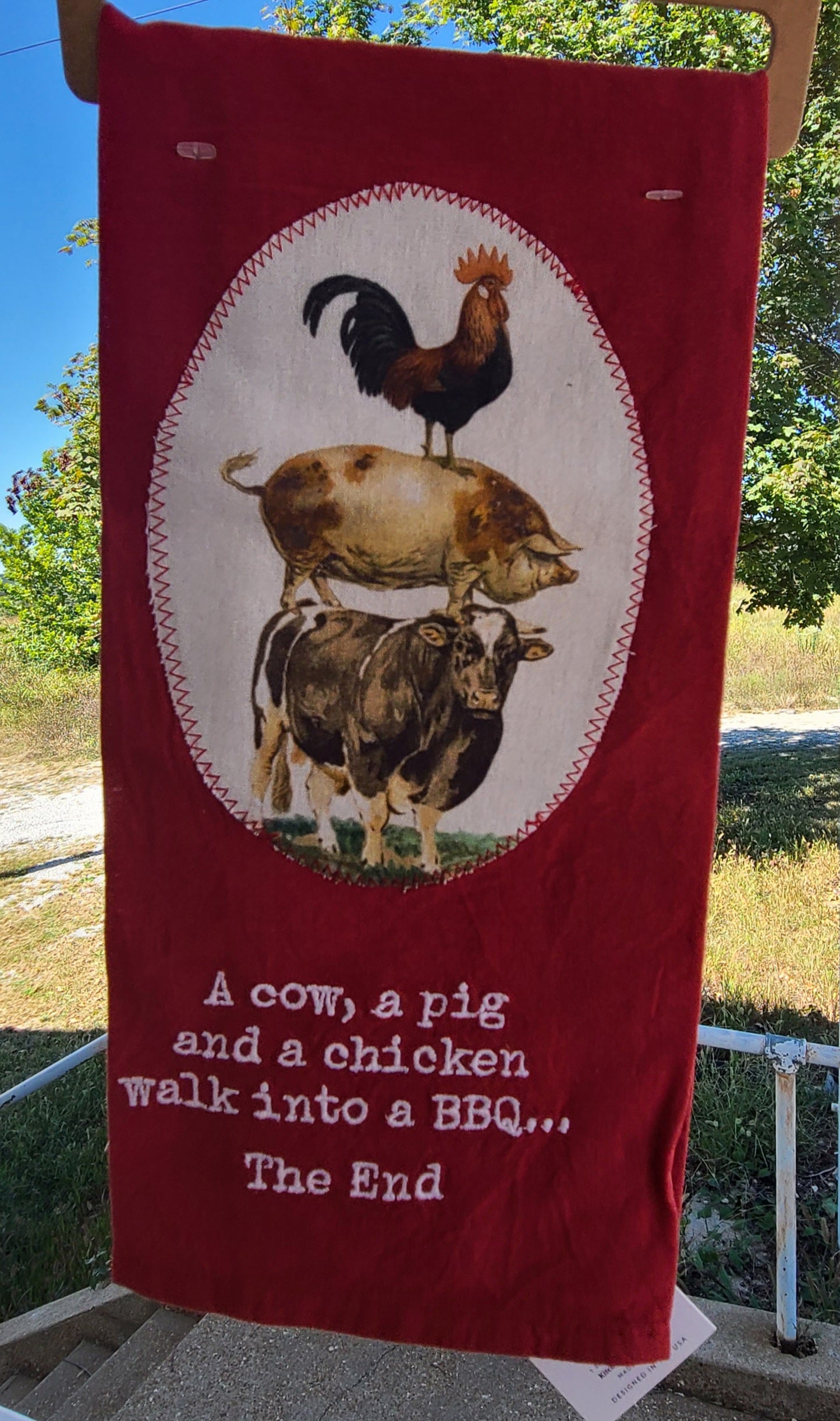 A cow, a pig and a chicken kitchen towel